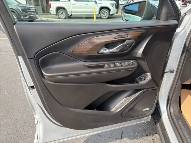 Used 2018 GMC Terrain Denali w/ Advanced Safety Package image 11