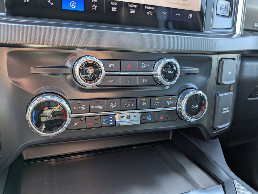 New 2026 Ford F350 Platinum w/ FX4 Off-Road Package image 17