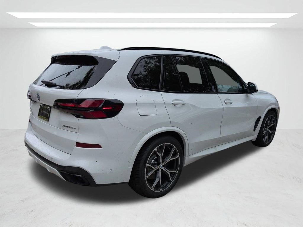 New 2026 BMW X5 xDrive50e w/ M Sport Package AWD/4WD image 4