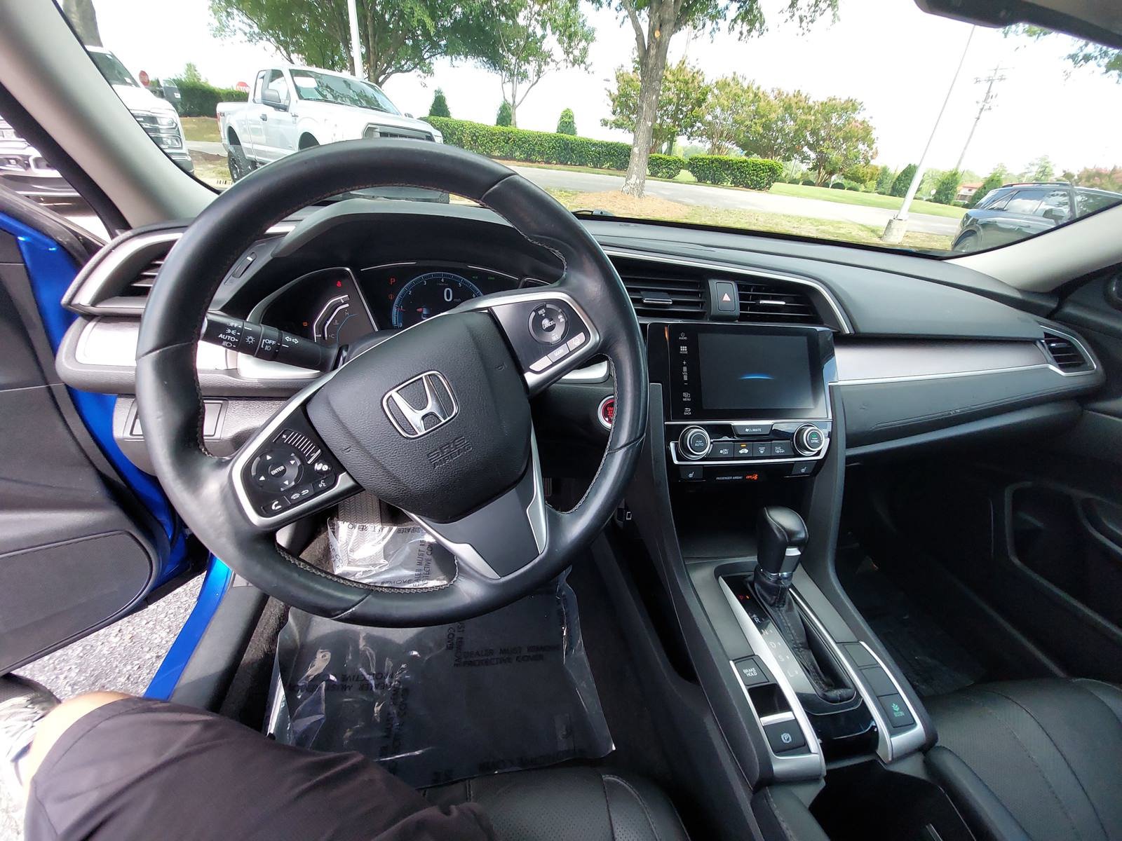 Used 2017 Honda Civic Touring image 15