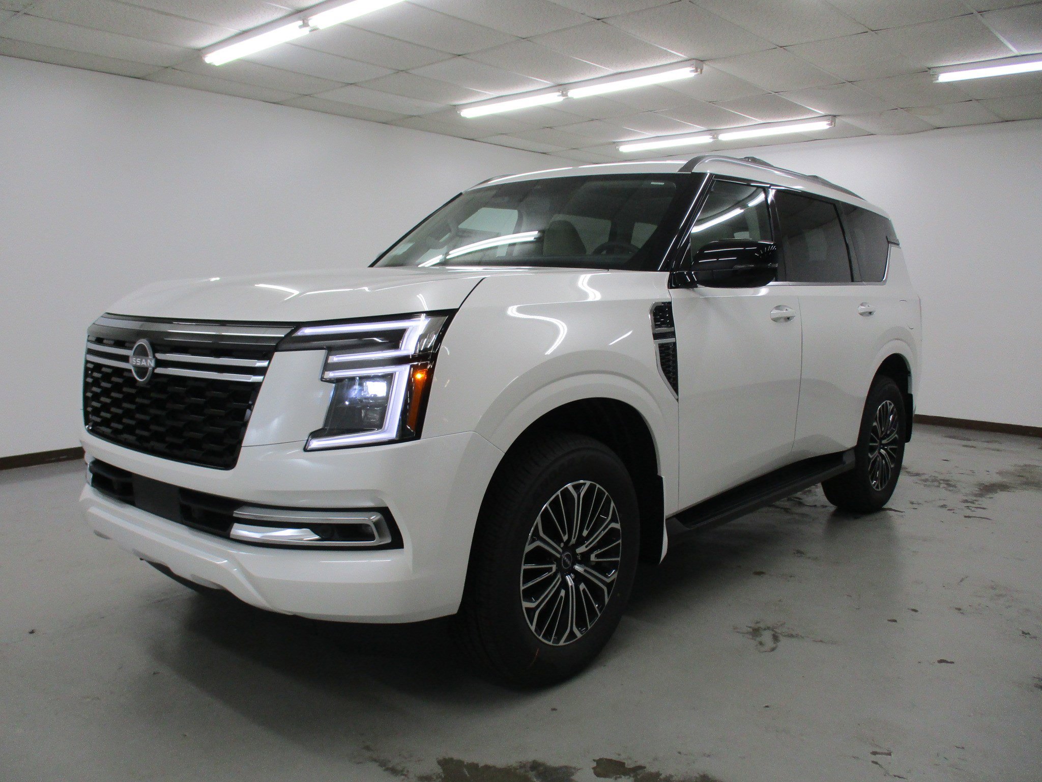 New 2026 Nissan Armada Platinum image 1