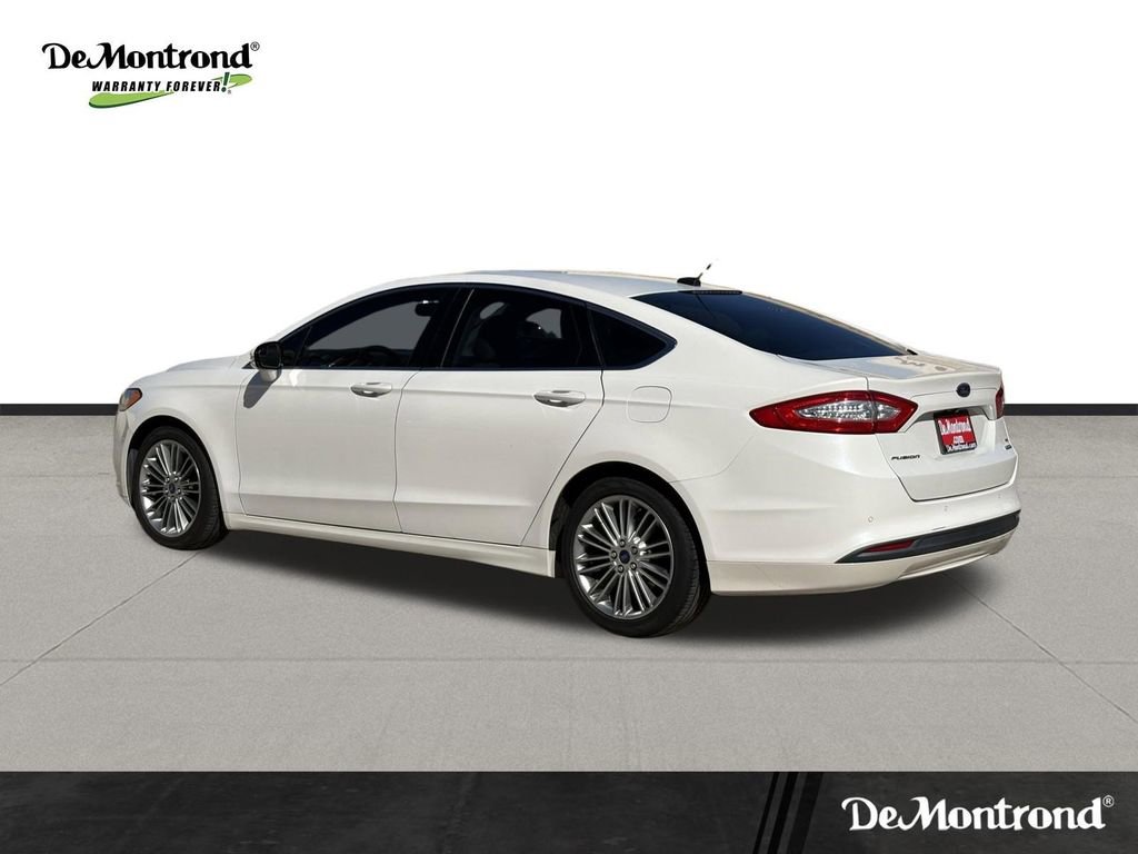 Used 2015 Ford Fusion SE w/ Equipment Group 202A image 7