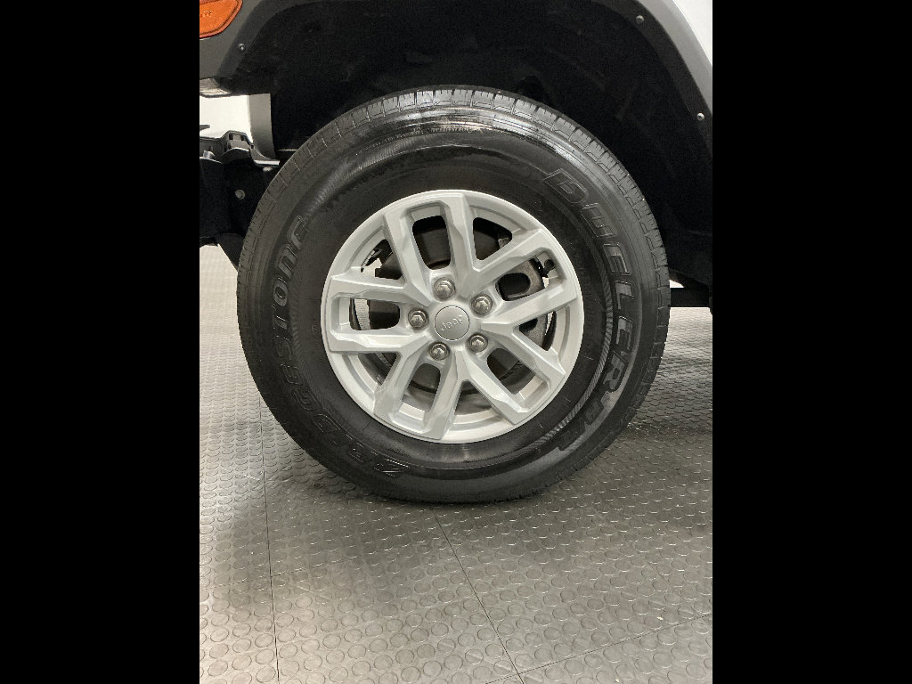 Used 2023 Jeep Gladiator Sport image 28