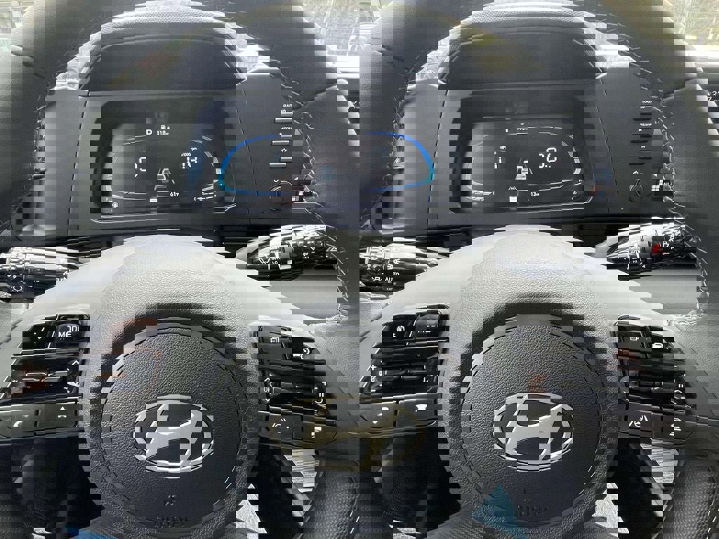 New 2026 Hyundai Elantra SEL Sport Premium image 19