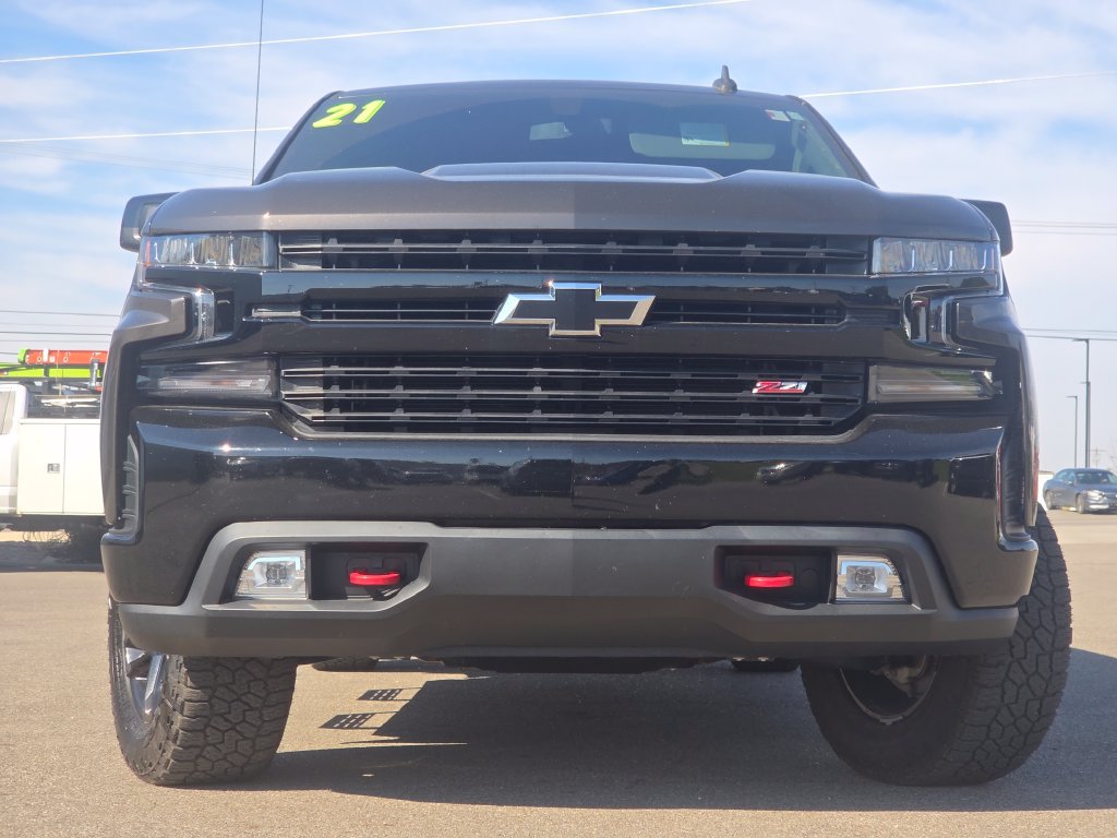 Used 2021 Chevrolet Silverado 1500 LT Trail Boss w/ Bed Protection Package AWD/4WD image 18