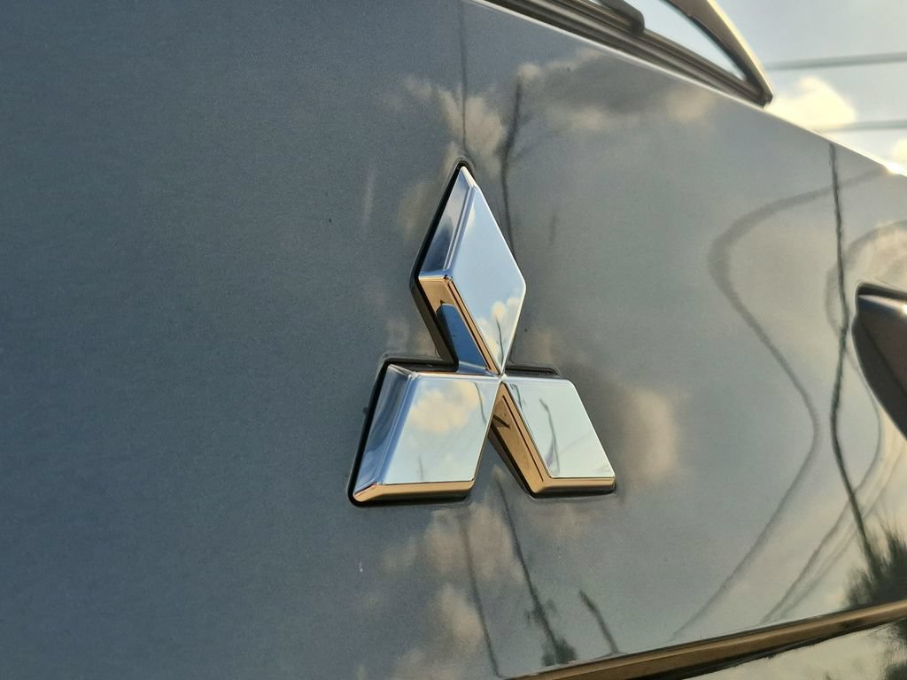 Used 2025 Mitsubishi Outlander SE AWD/4WD image 20