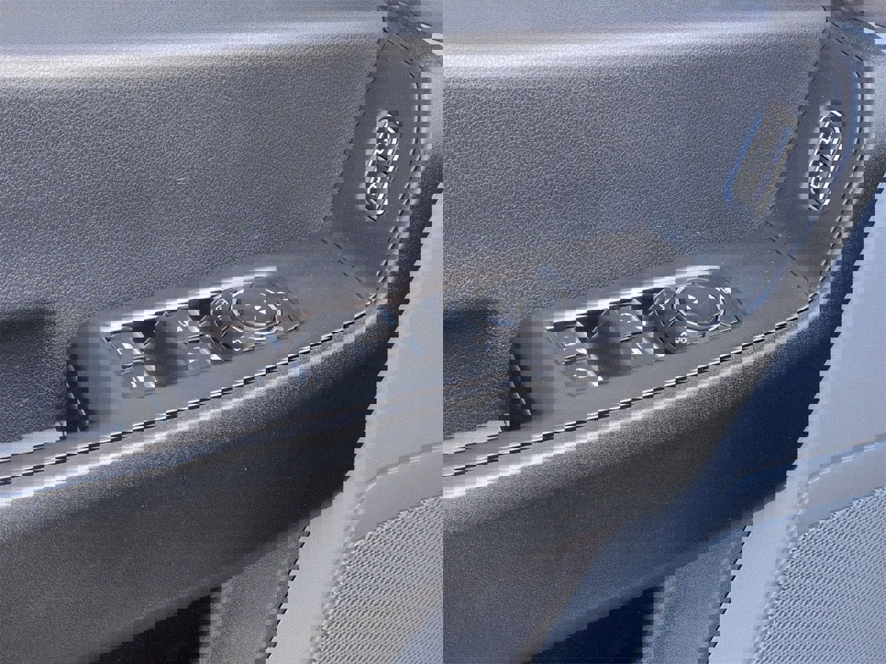 Used 2023 Ford F250 XL w/ FX4 Off-Road Package image 10