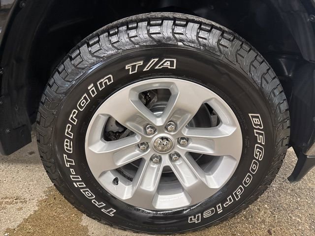 Used 2023 RAM 1500 Laramie AWD/4WD image 9