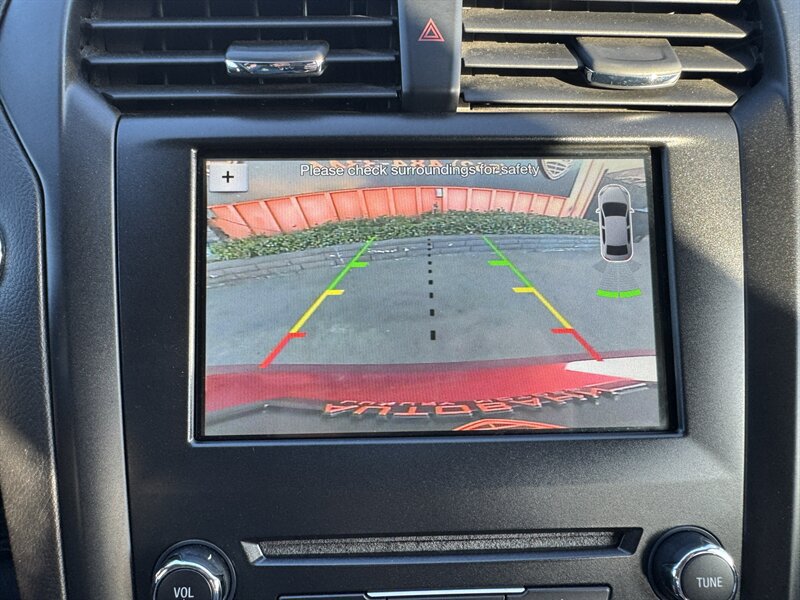 Used 2018 Ford Fusion SE w/ Equipment Group 201A FWD image 48