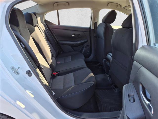 Used 2020 Nissan Sentra SV FWD image 18