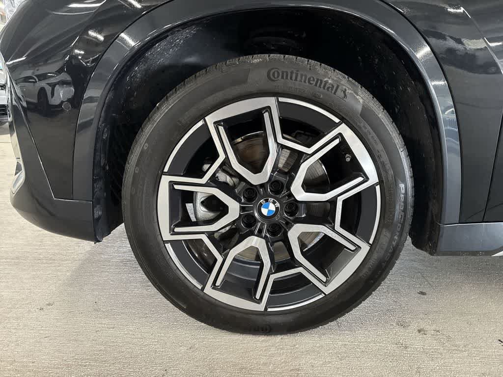 Used 2025 BMW X1 xDrive28i AWD/4WD image 10