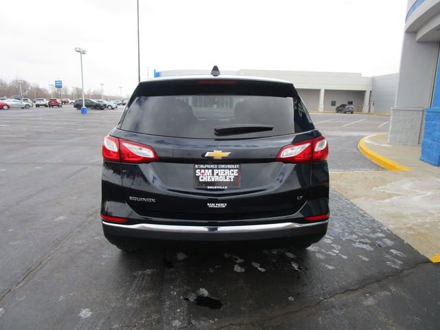 Used 2020 Chevrolet Equinox LT w/ Driver Convenience Package image 4