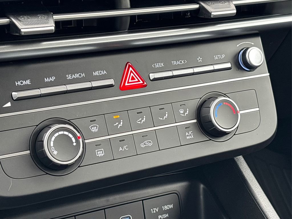 New 2026 Hyundai Tucson SE image 19