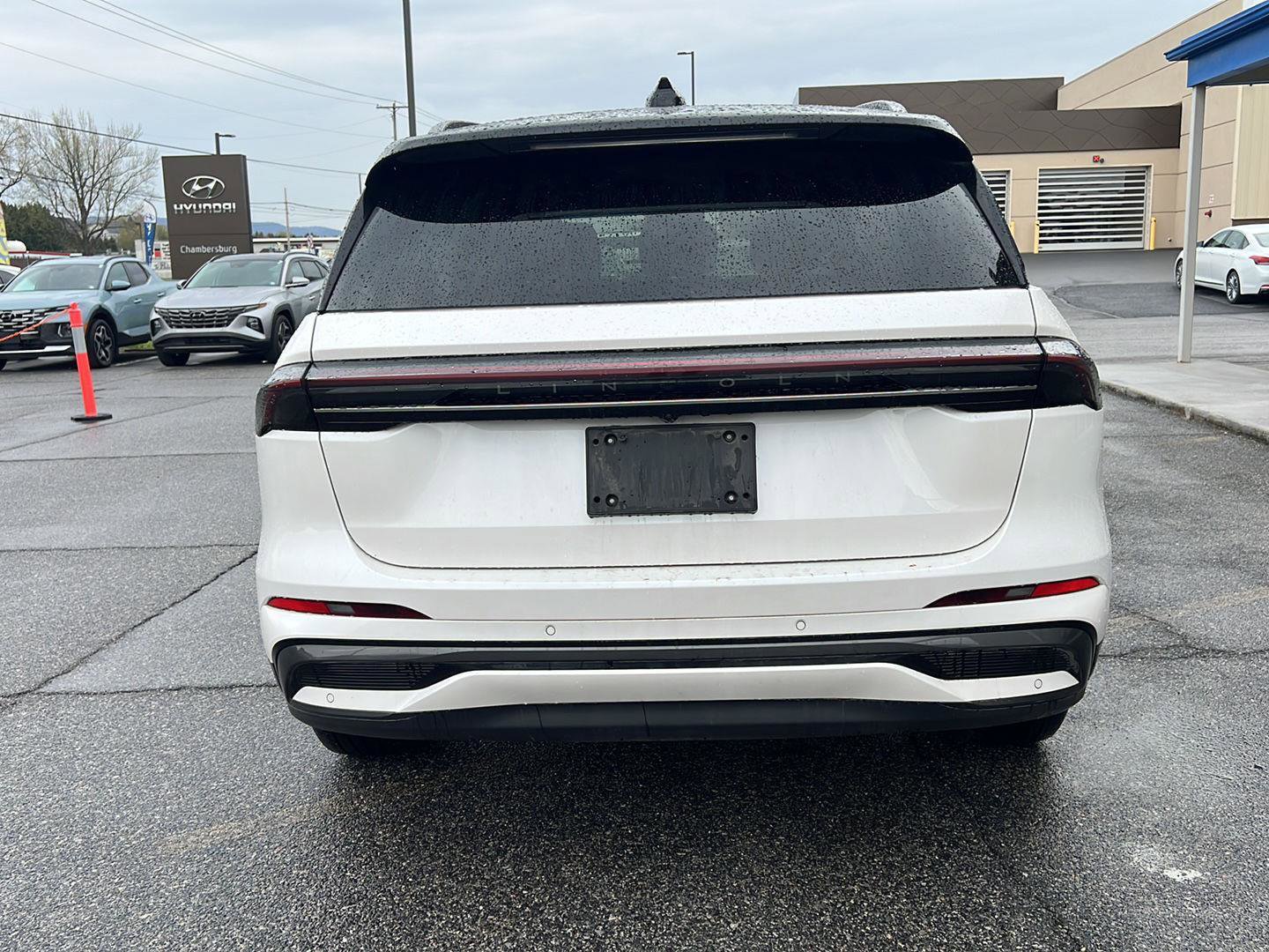 Used 2024 Lincoln Nautilus Reserve w/ Equipment Group 202A image 4