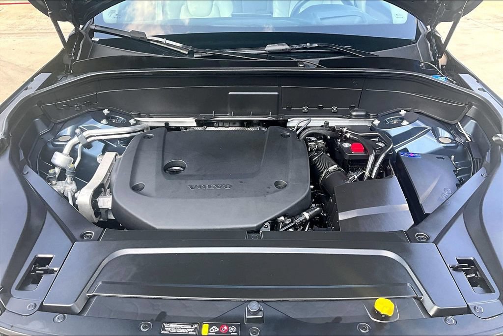 Certified 2026 Volvo XC90 B6 Ultra AWD/4WD image 13