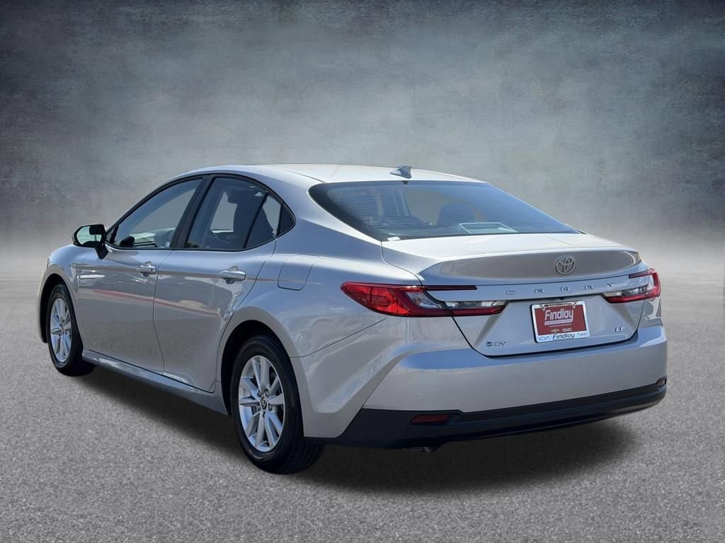 Used 2025 Toyota Camry LE FWD image 5