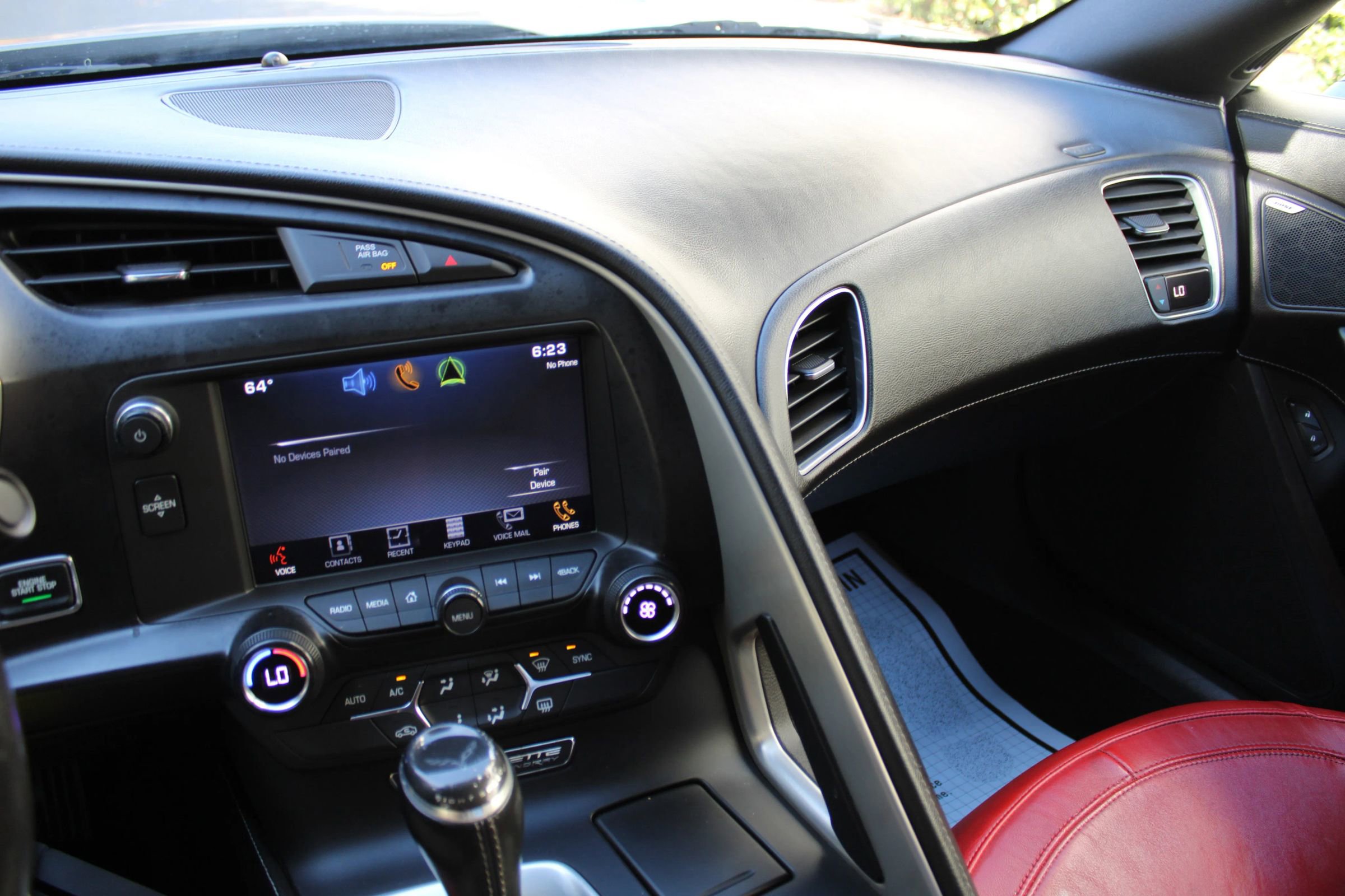 Used 2015 Chevrolet Corvette Stingray Coupe image 11