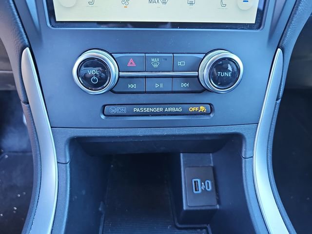 Used 2024 Ford Edge SEL image 27