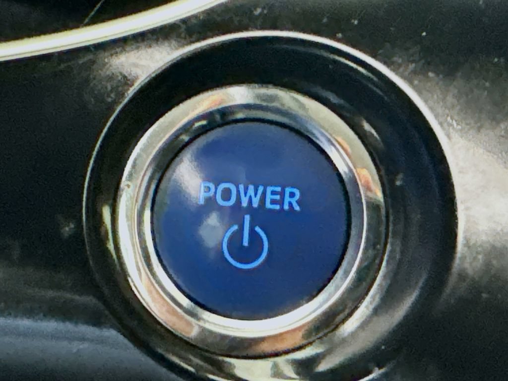 Used 2017 Toyota Prius Two w/ Prius Two Safety Plus Package FWD image 19