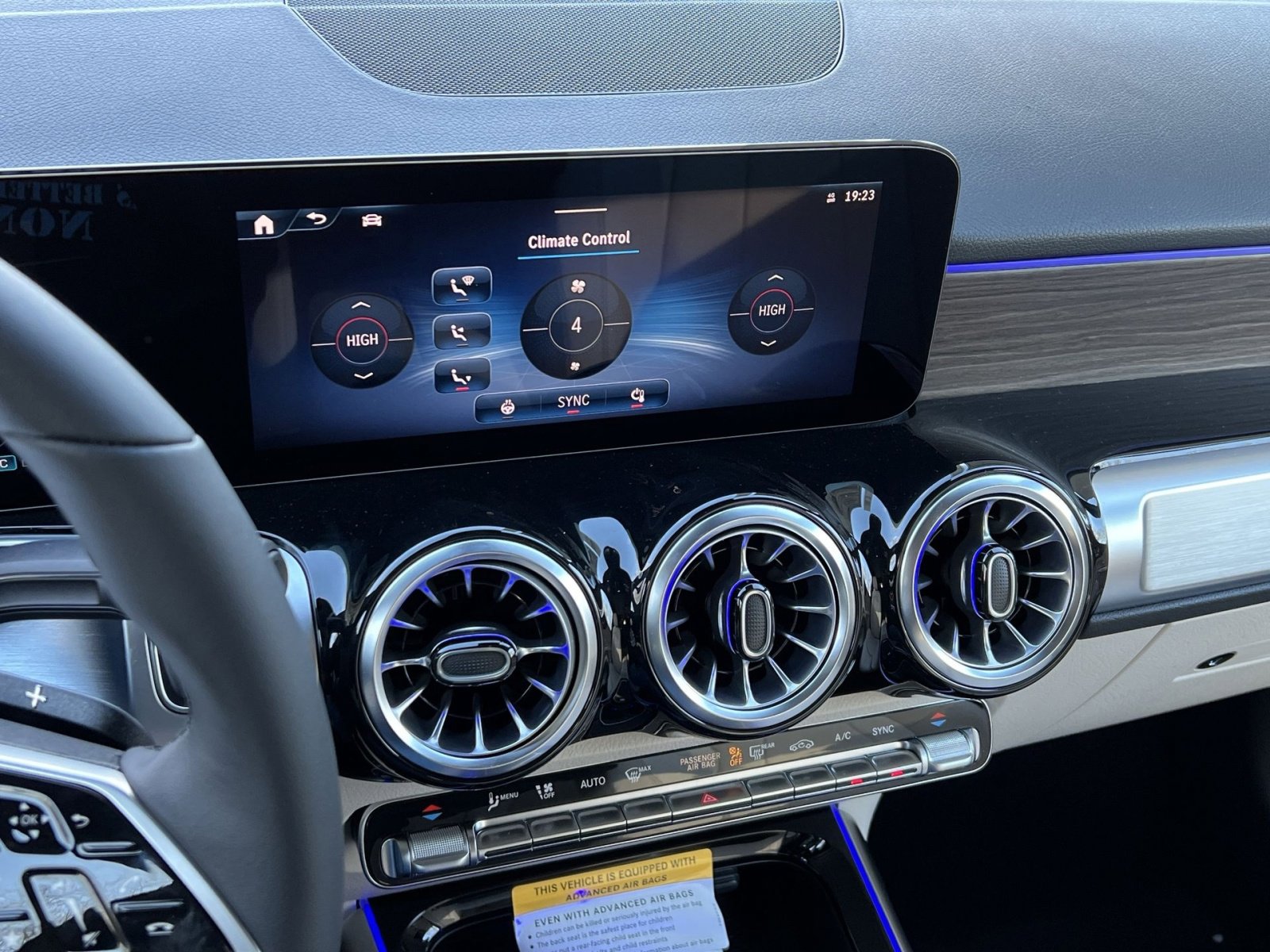 New 2026 Mercedes-Benz GLB 250 GLB 250 image 19