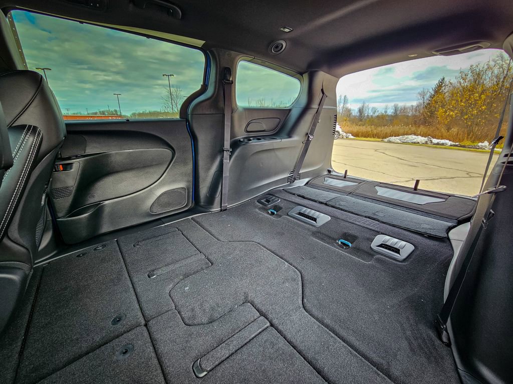 New 2026 Chrysler Pacifica Select image 38