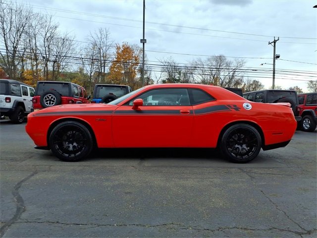Certified 2016 Dodge Challenger R/T Plus image 4