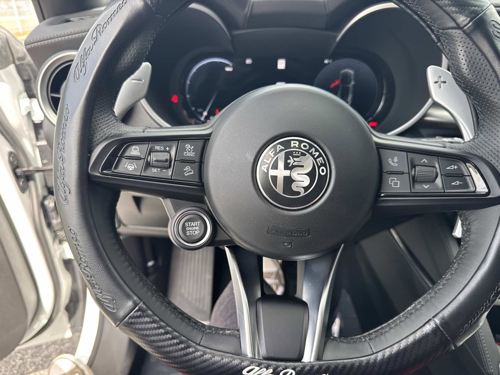 Used 2024 Alfa Romeo Stelvio Veloce image 27