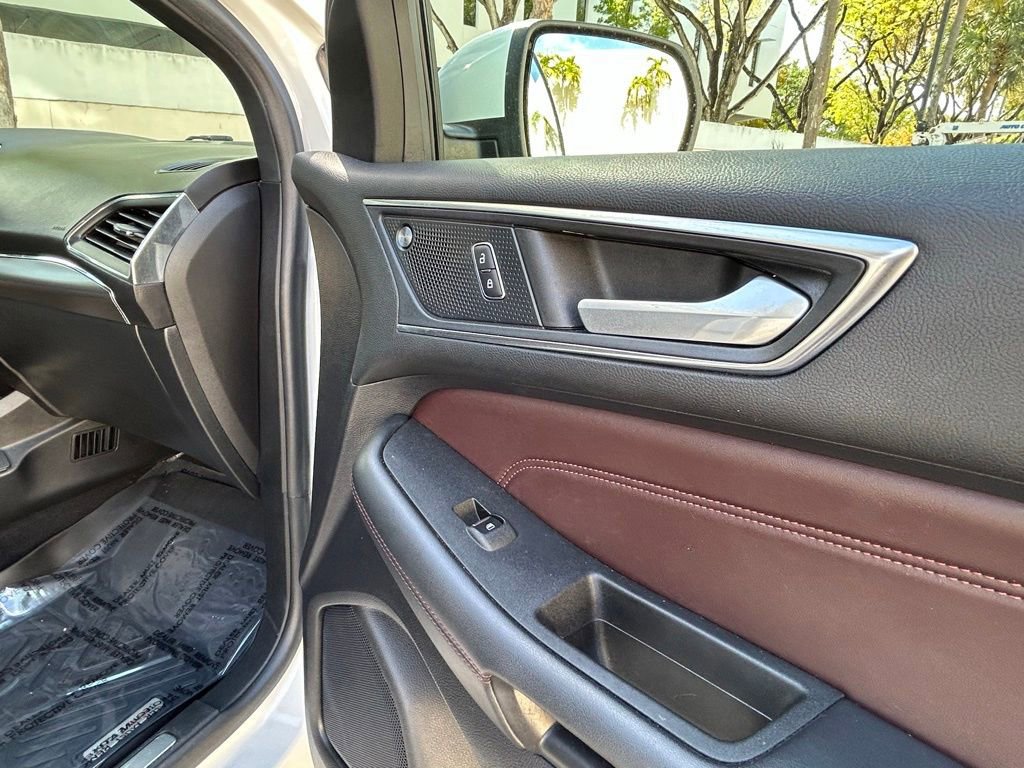 Used 2021 Ford Edge Titanium w/ Equipment Group 301A image 32