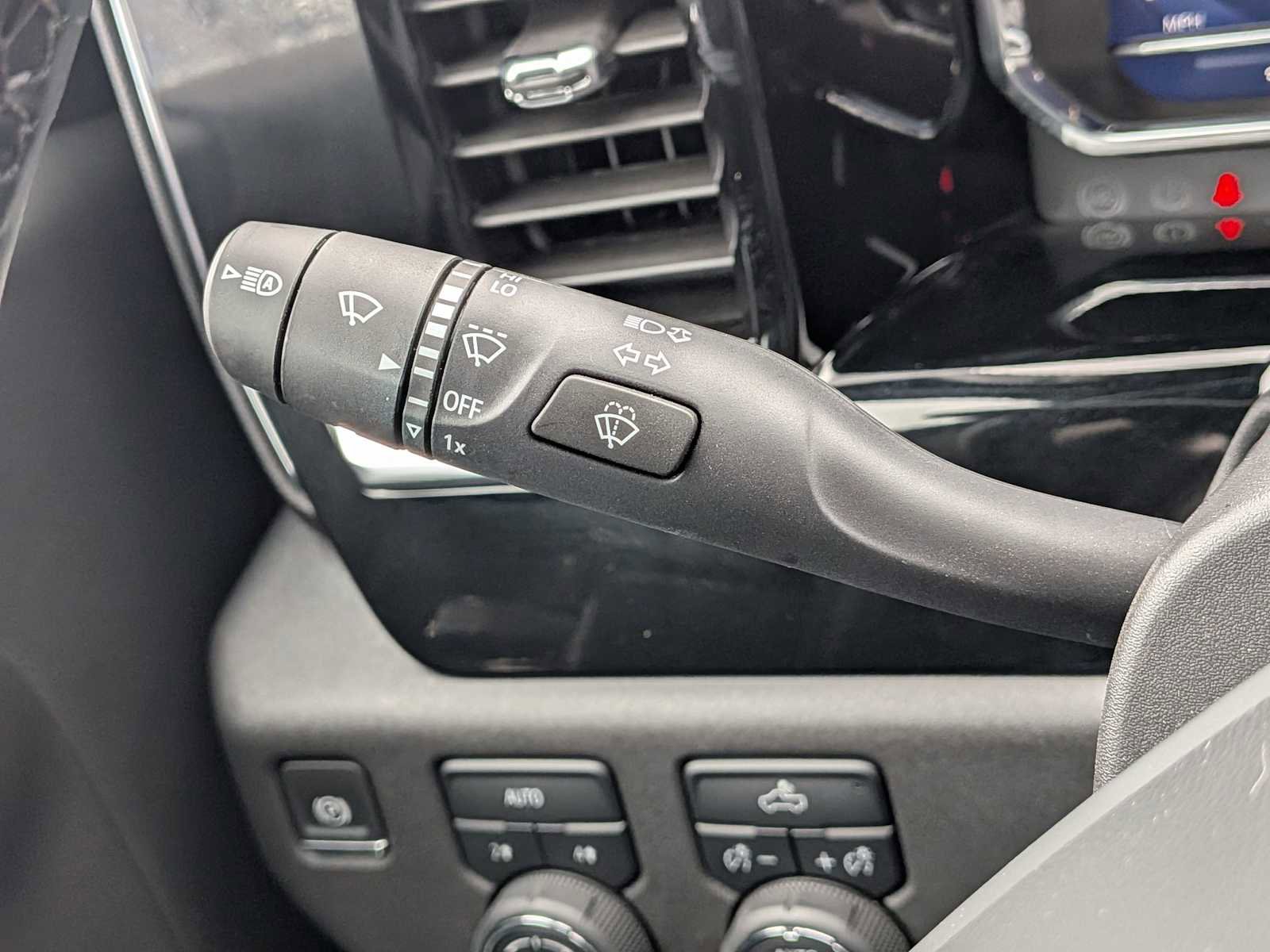 New 2025 Chevrolet Silverado 1500 LT image 26