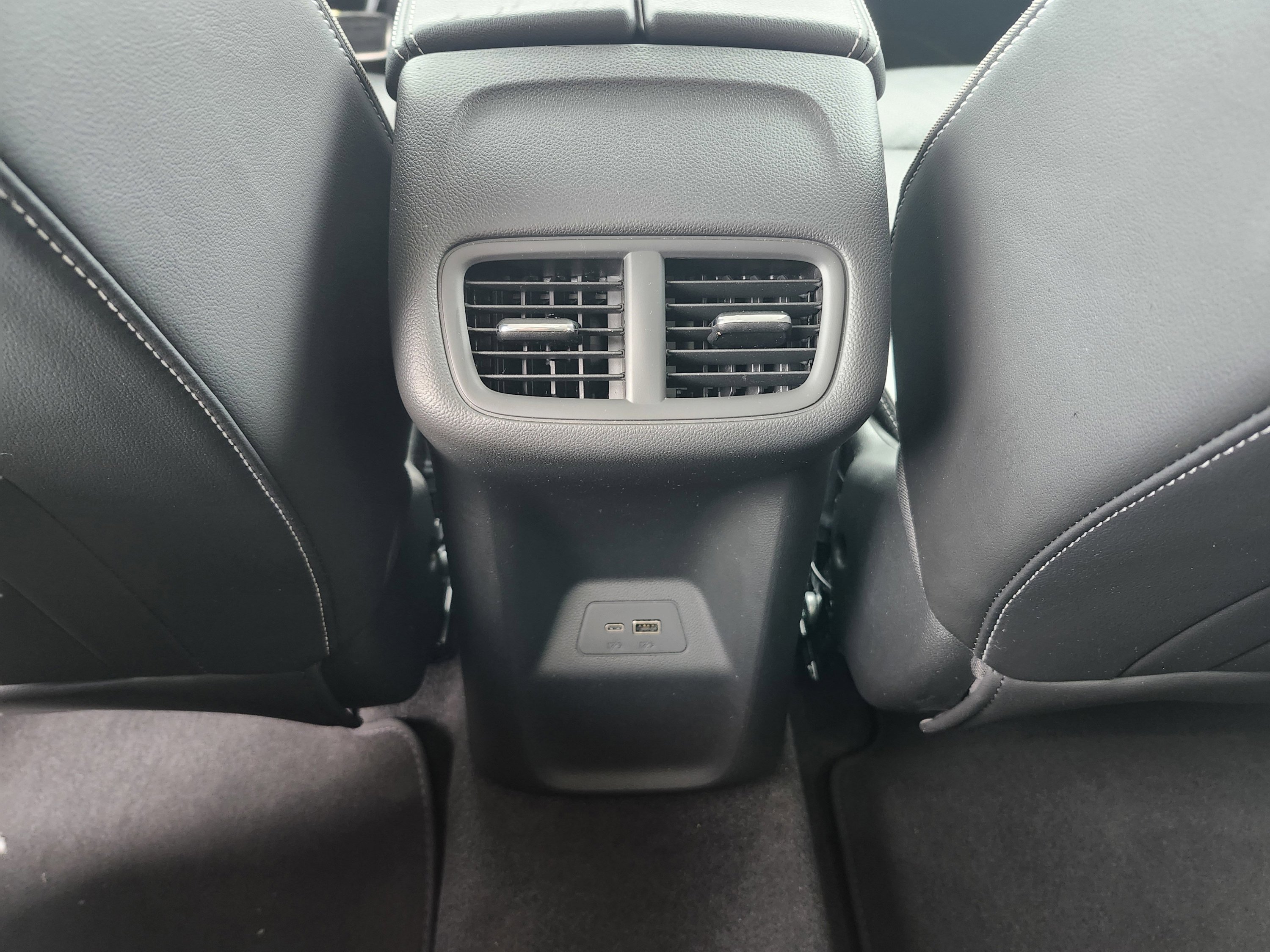 Used 2025 Buick Envision Sport Touring image 29