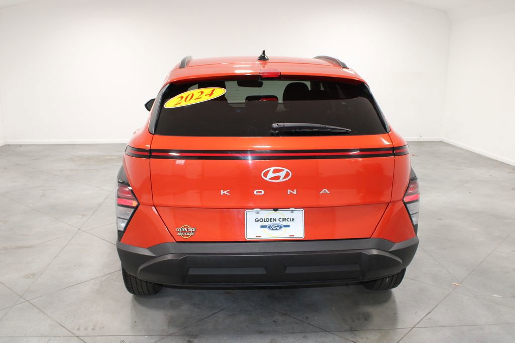 Used 2024 Hyundai Kona SEL image 8