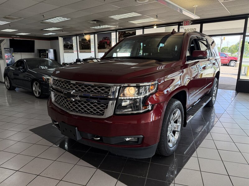 Used 2019 Chevrolet Tahoe LT w/ LT Signature Package AWD/4WD image 1