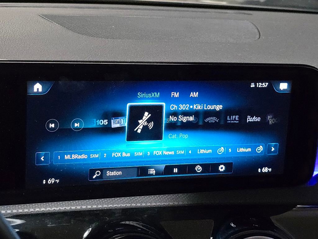 Used 2022 Mercedes-Benz CLA 250 4MATIC image 29