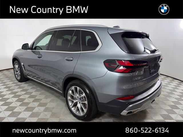 Certified 2026 BMW X5 xDrive50e w/ Premium Package AWD/4WD image 5
