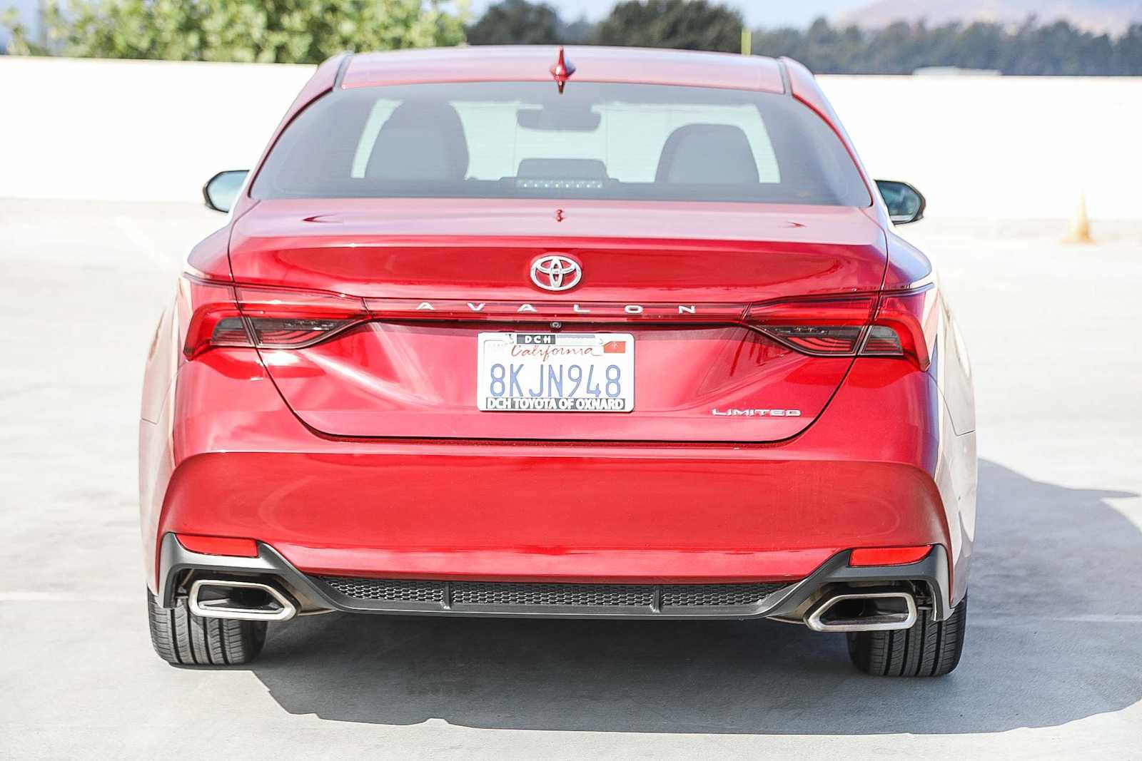 Certified 2019 Toyota Avalon Limited image 5