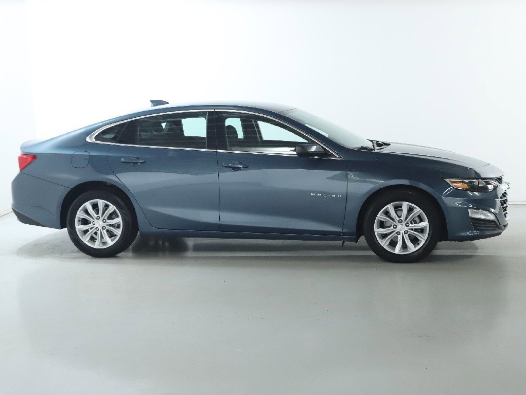 Used 2024 Chevrolet Malibu LT image 11