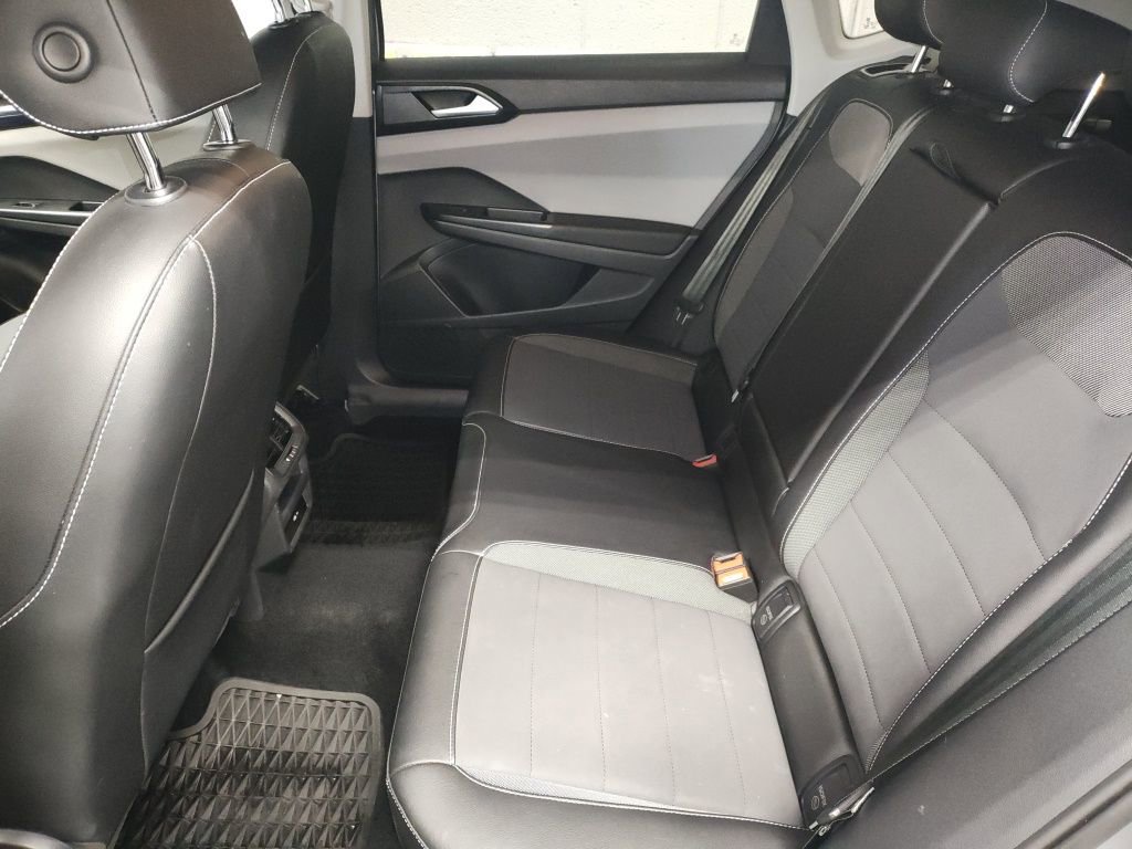 Used 2022 Volkswagen Taos SE image 27