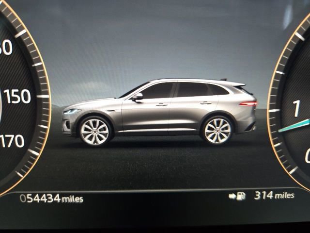 Used 2025 Jaguar F-PACE R-Dynamic S image 19
