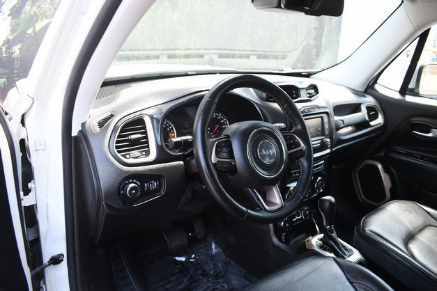 Used 2015 Jeep Renegade Limited AWD/4WD image 14