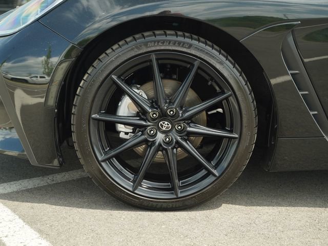 Used 2024 Toyota GR86 Premium RWD image 11