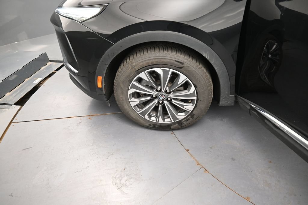Used 2024 Buick Envision Preferred AWD/4WD image 14