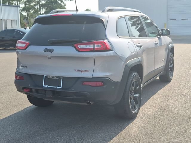 Used 2018 Jeep Cherokee Trailhawk w/ Quick Order Package 27L AWD/4WD image 3