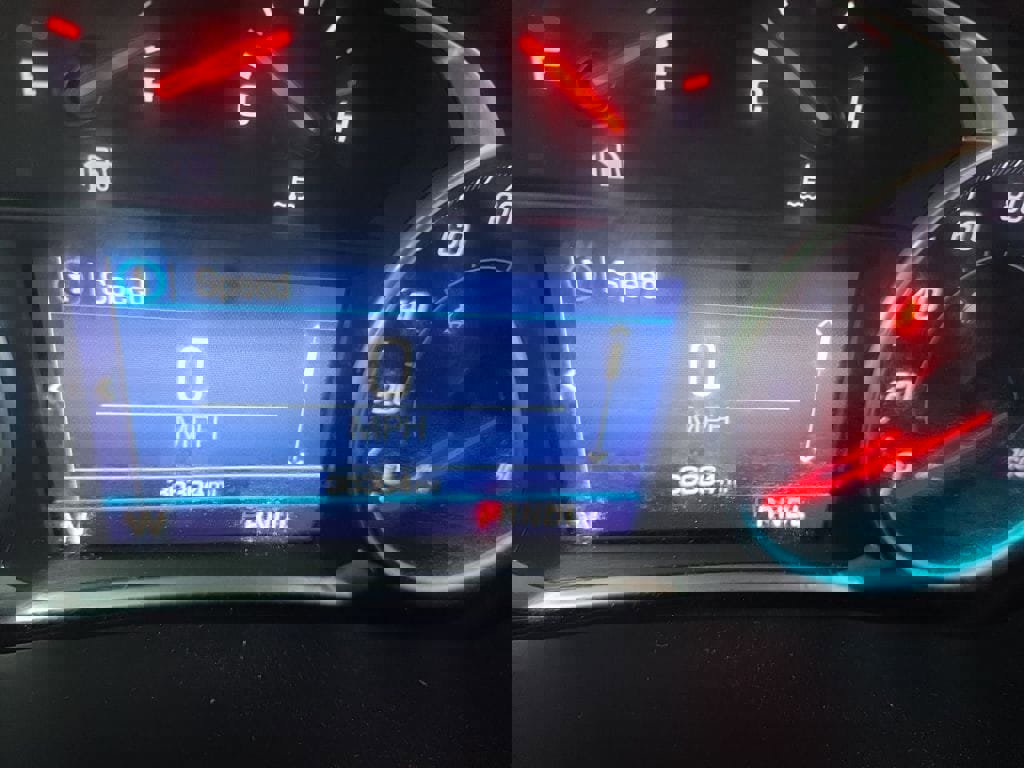 Used 2022 Chevrolet Equinox RS w/ LPO, Floor Liner Package image 20