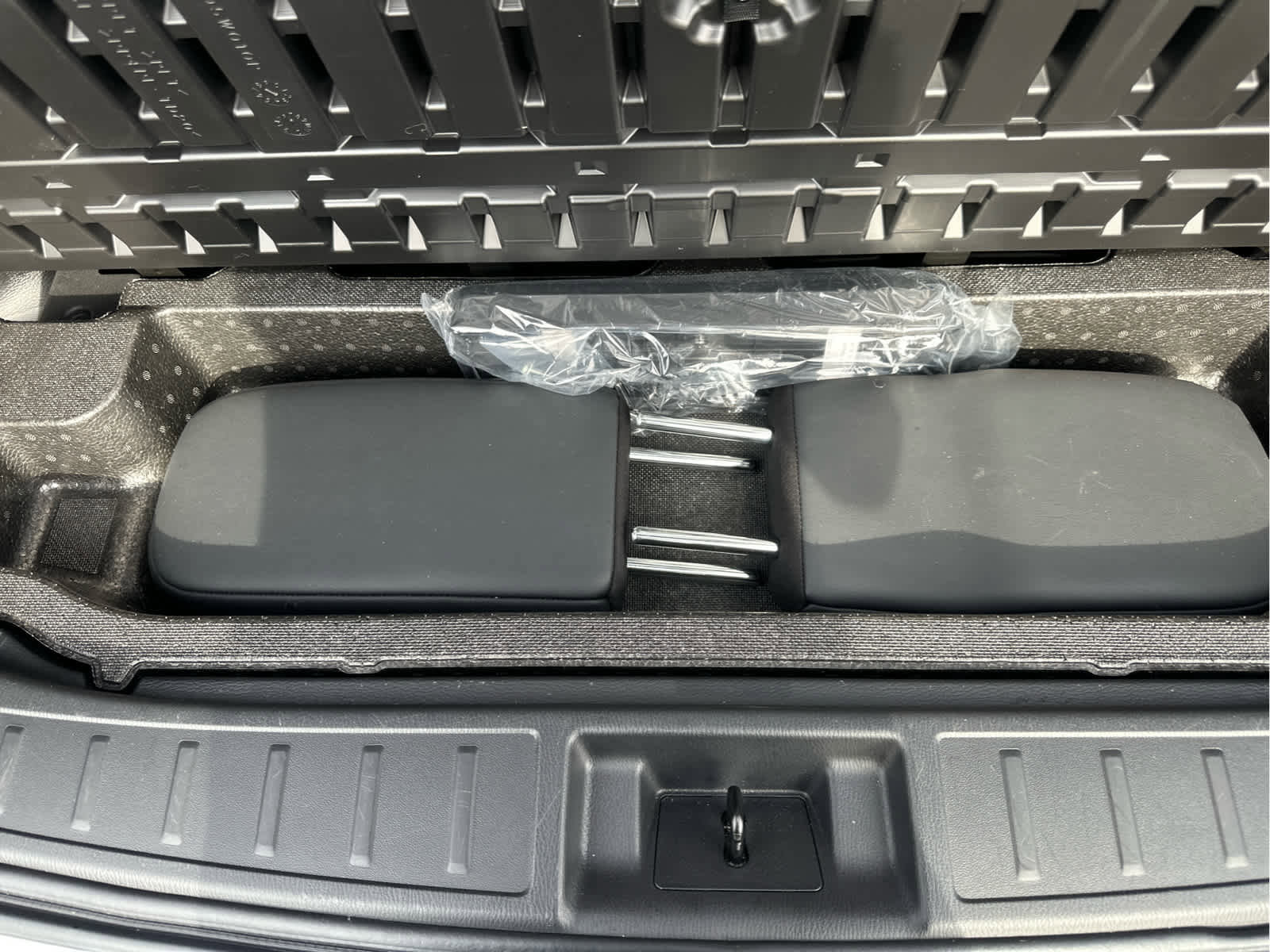 Used 2024 Mitsubishi Outlander SE image 46