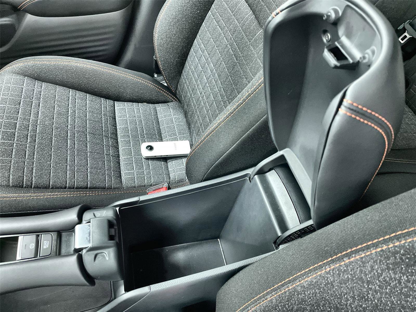 Certified 2025 Honda HR-V Sport image 18