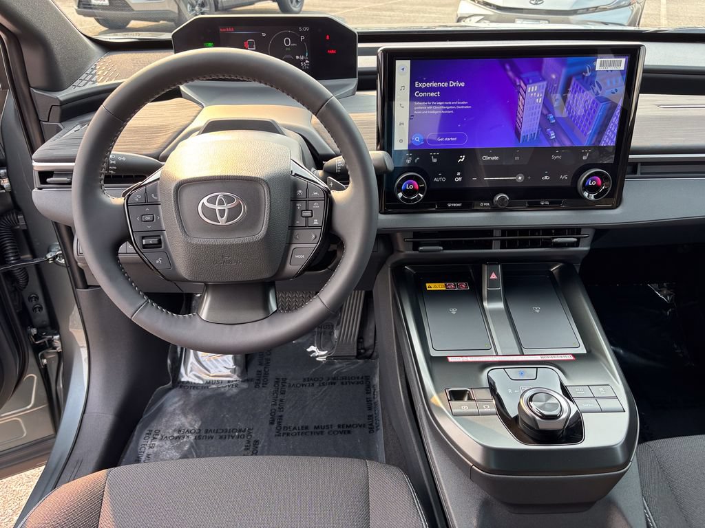 Used 2026 Toyota C-HR AWD/4WD image 19