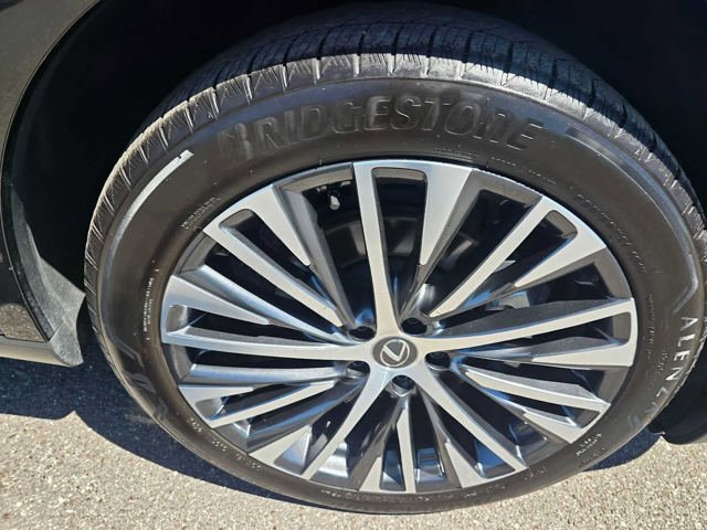 Certified 2025 Lexus RX 350 Premium Plus FWD image 9