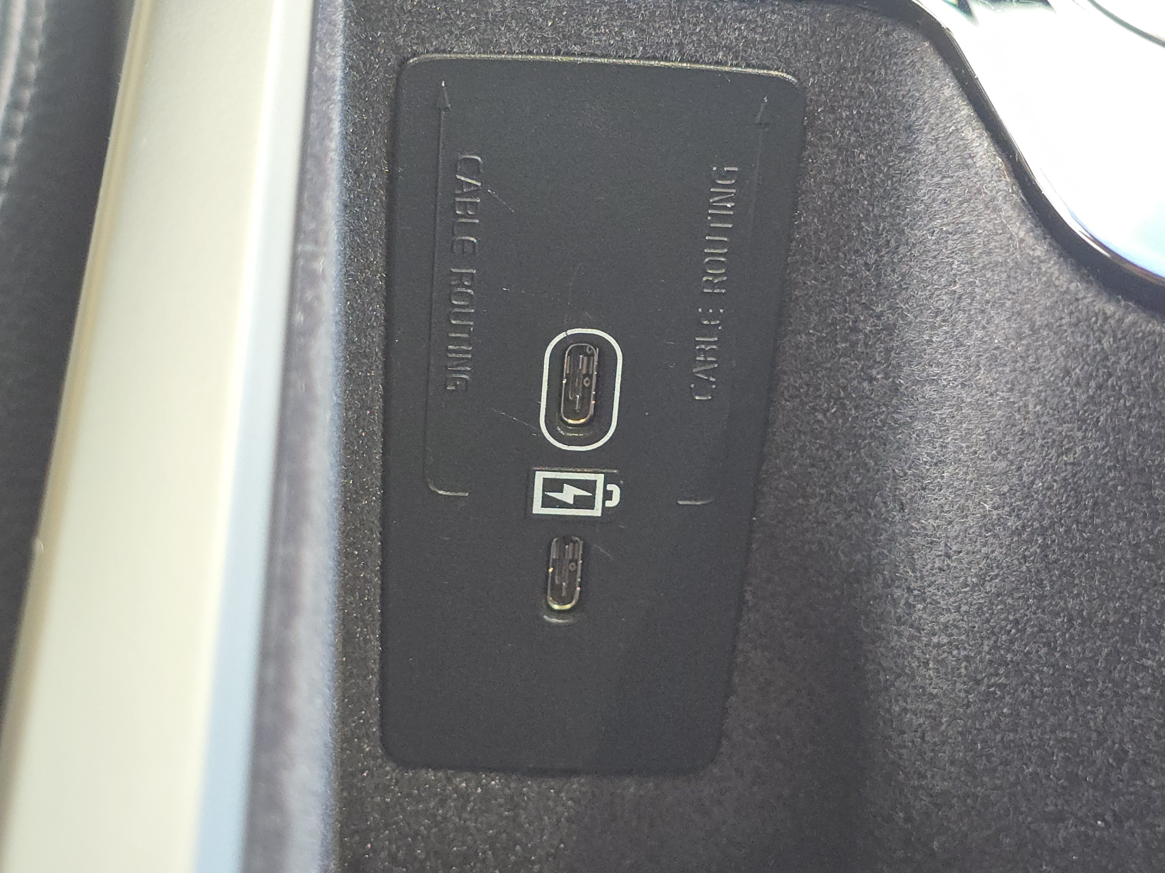 Used 2025 Volvo XC90 B6 Plus AWD/4WD image 13