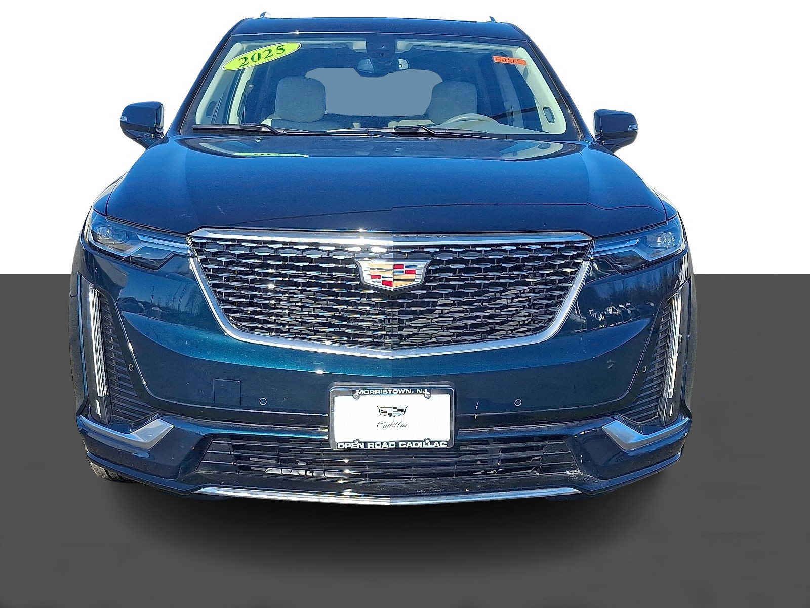 Used 2025 Cadillac XT6 Premium Luxury image 2