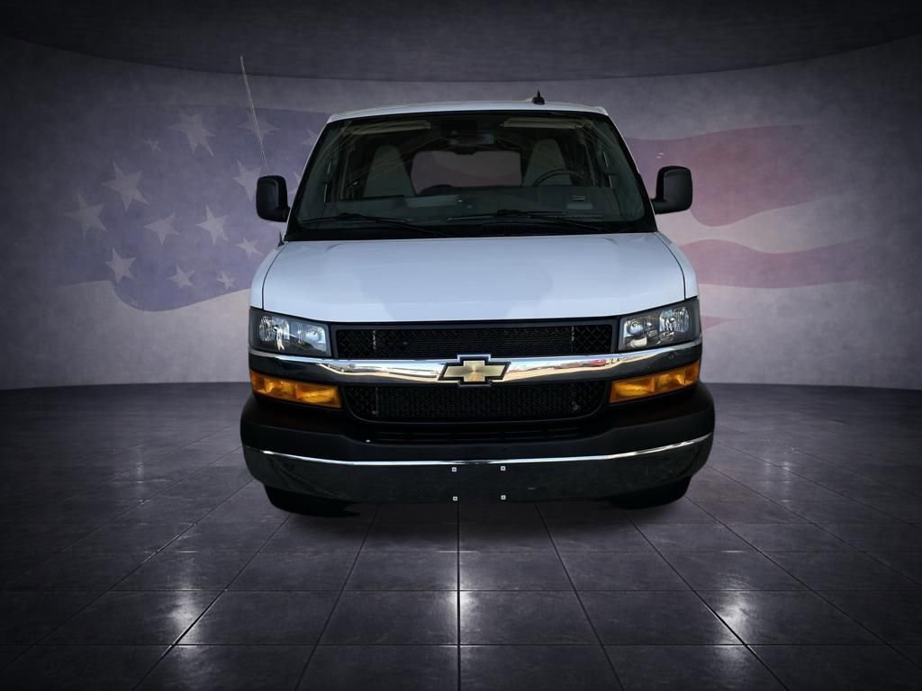 Used 2024 Chevrolet Express 3500 LT w/ LT Preferred Equipment Group image 8